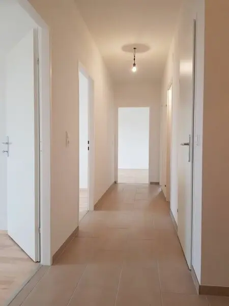 80,37 m² mit Loggia (6,11 m²) – 1. OG mit Lift