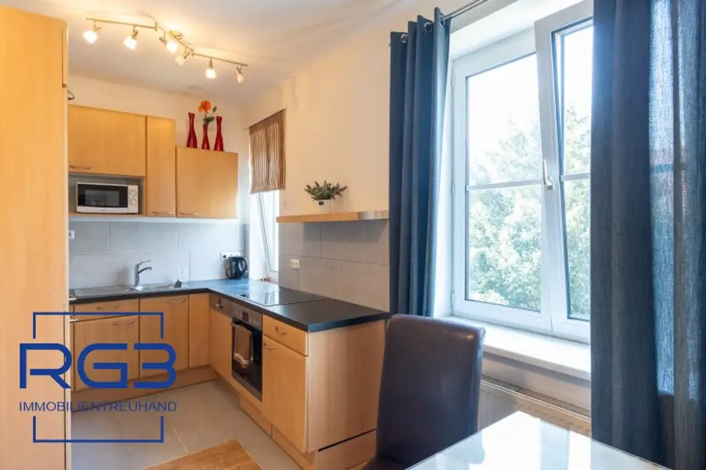 Charmante Kleinwohnung,  ideal für Singles & Paare!