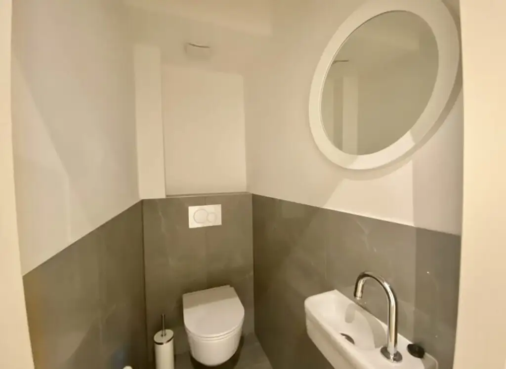 2,5 Zimmer Wohnung mit Kamin und Grünblick
