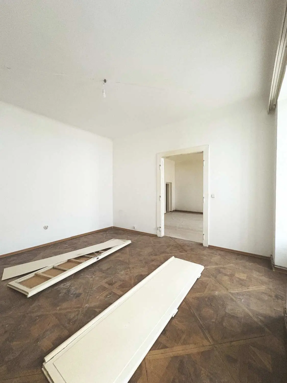 3 Zimmer Wohnung in Top Lage - 
Nahe altes AKH und Rathaus