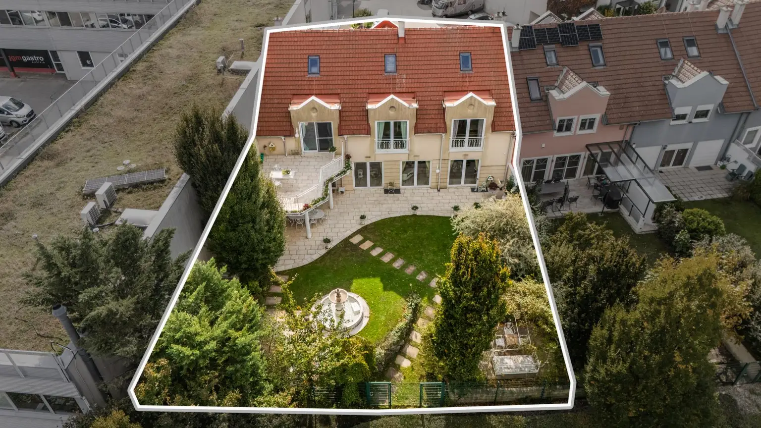 "Traumhaus direkt am See!"
