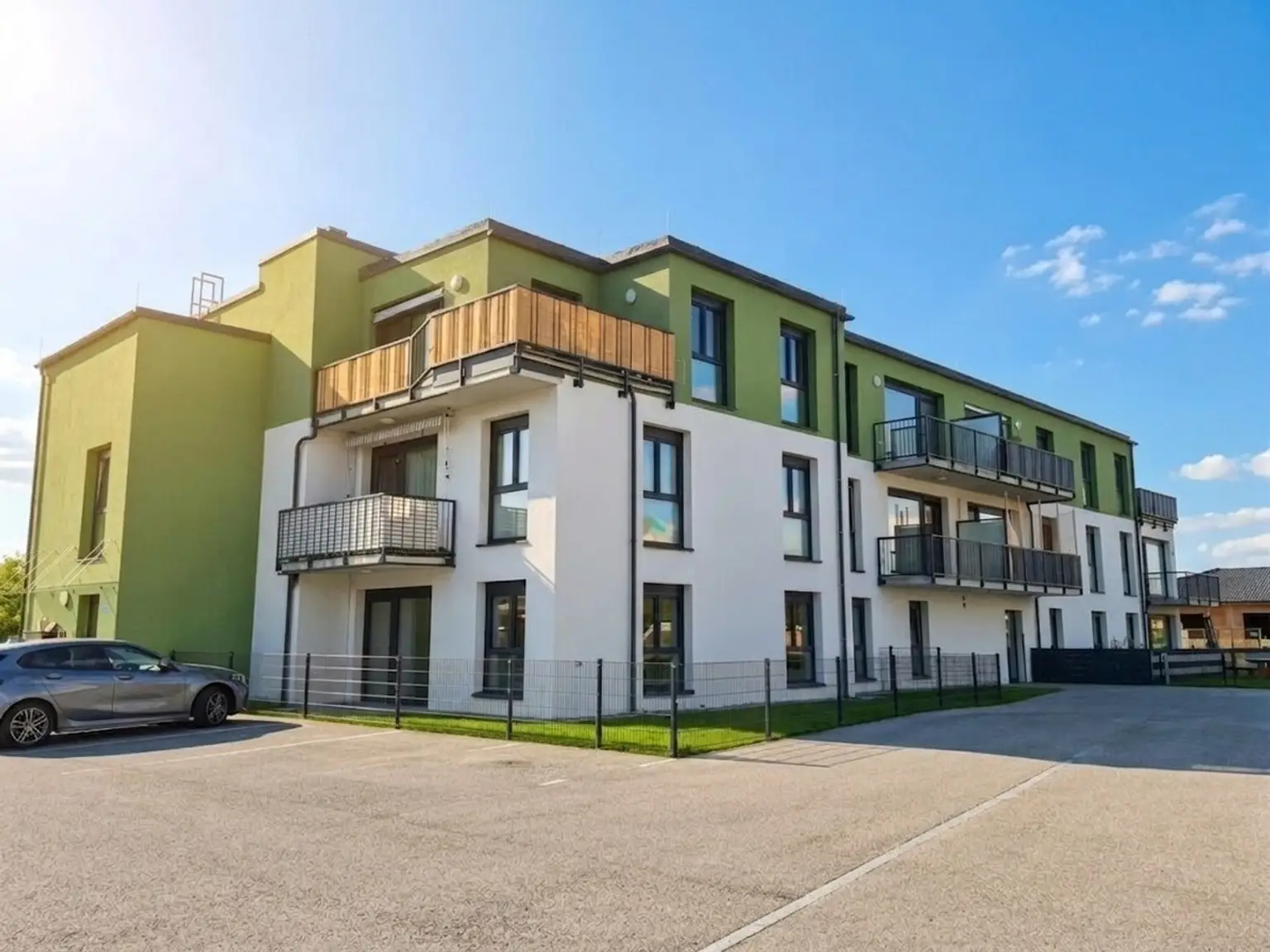Neubau: Ca. 60 m² Wohnung mit ca. 12 m² Eckbalkon nach Nordwesten ausgerichtet
