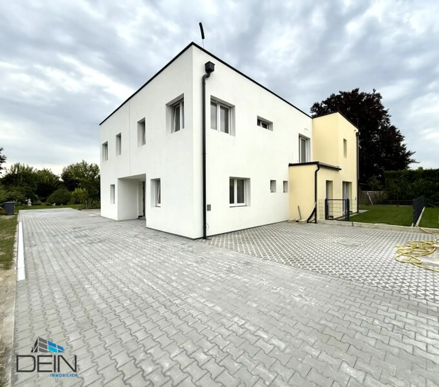 LETZTES HAUS! TRAUMHAFTE 5 ZIMMER DOPPELHAUSHÄLFTEN MIT EIGENGÄRTEN IN MARKGRAFNEUSIEDL!