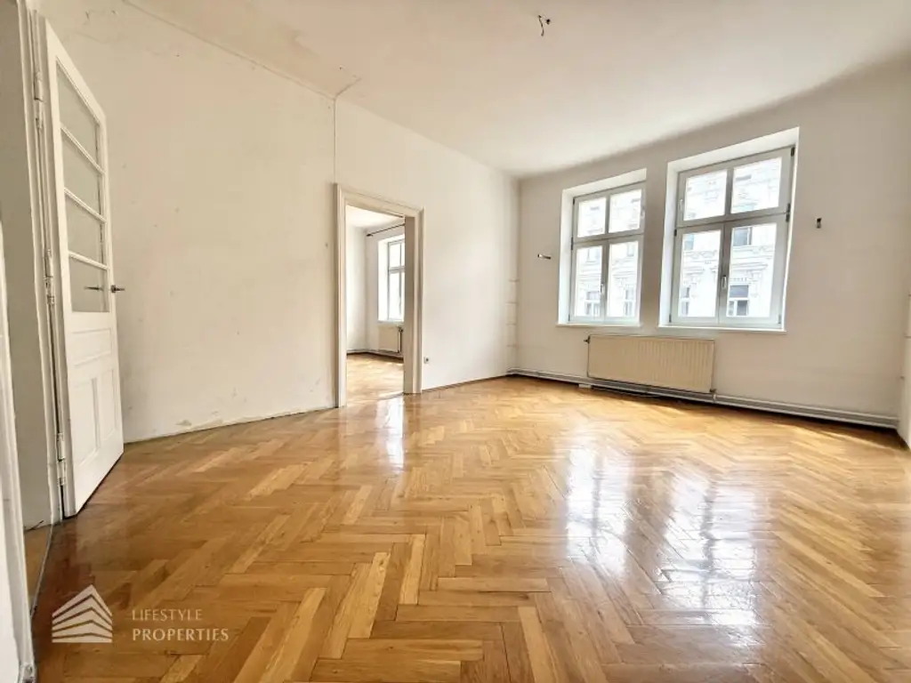 Helle Wohnung mit Balkon auf ganzer Etage zzgl. Rohdachboden, Nähe Einsiedlerpark