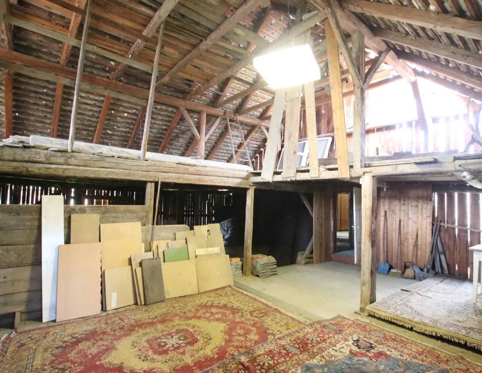 Altes Bauernhaus mit 9.782m² Grund und traumhafter Aussicht - Klagenfurt Land