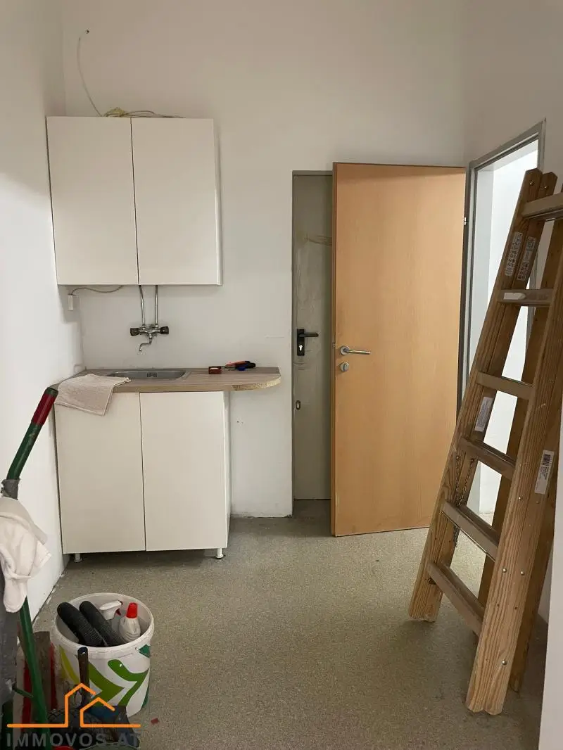 ***SANIERTES LADENLOKAL IN MARKTNÄHE***