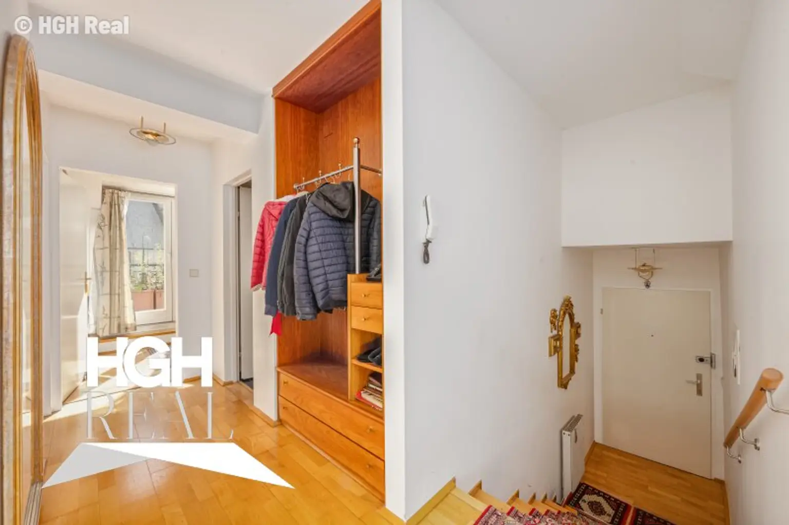 1190 Wien Döbling Lichtdurchflutete 5-Zimmer Dachgeschoß-Maisonette mit Panoramaterrassen und zwei Garagenplätzen