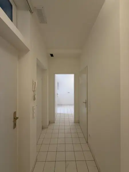 Großzügige 2-Zimmer Altbauwohnung nahe U1 Keplerplatz in ruhiger Lage zu vermieten!