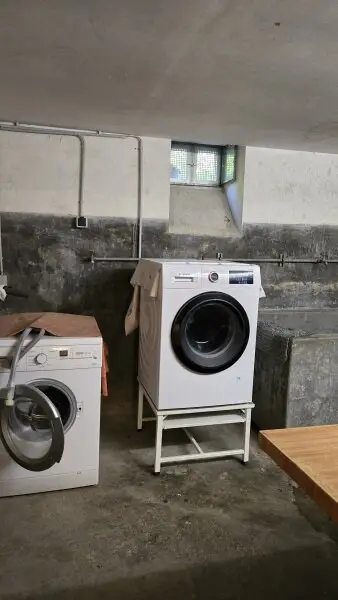 Wohnen im grünen Hietzing: Charmante 2-Zimmer-Wohnung - 2.Stock OHNE Lift