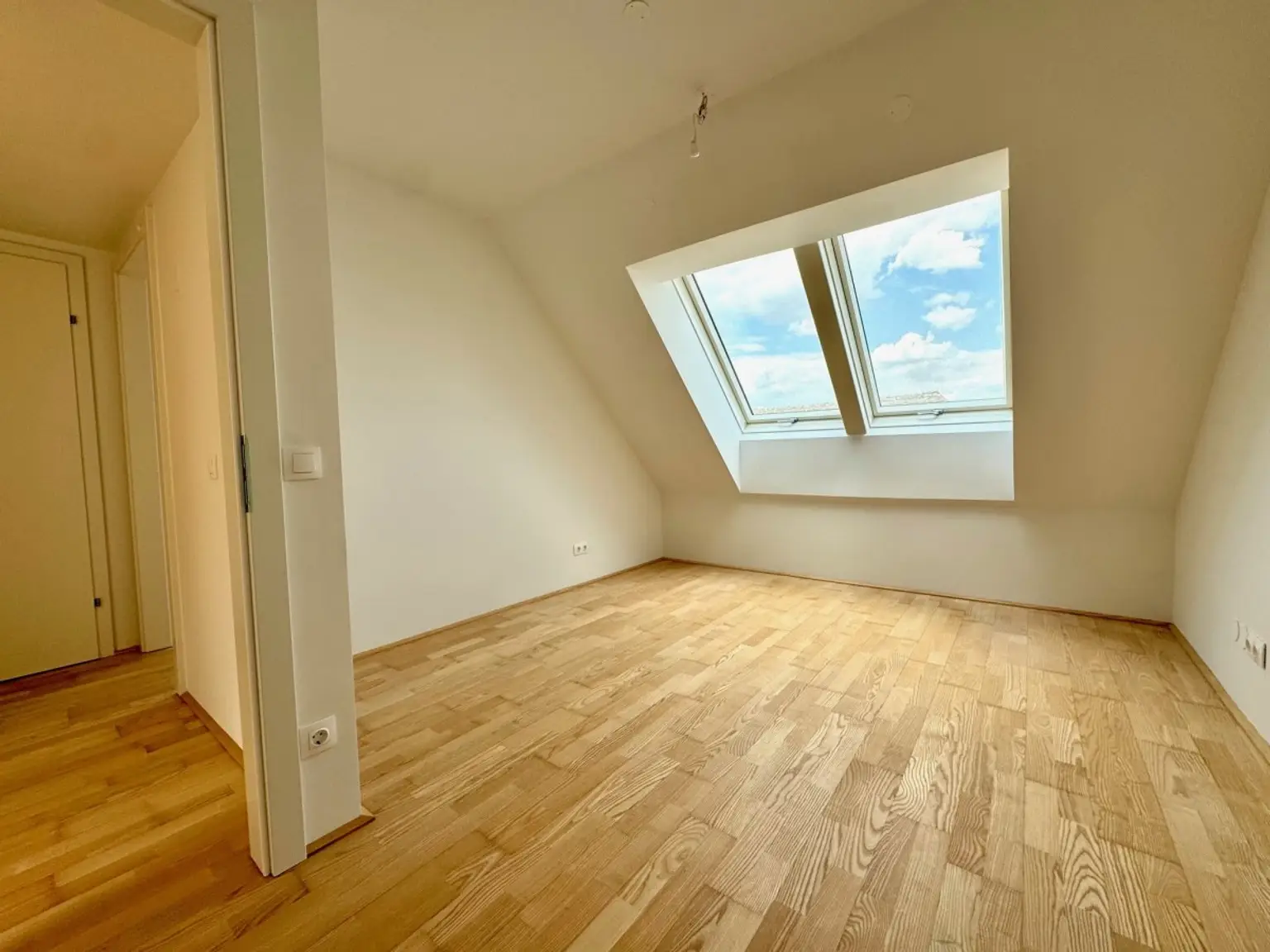 D | ++ NEU ++ Moderne WOHNUNG mit Galerie und PRIVATER TERRASSE | Prima Service Immobilien