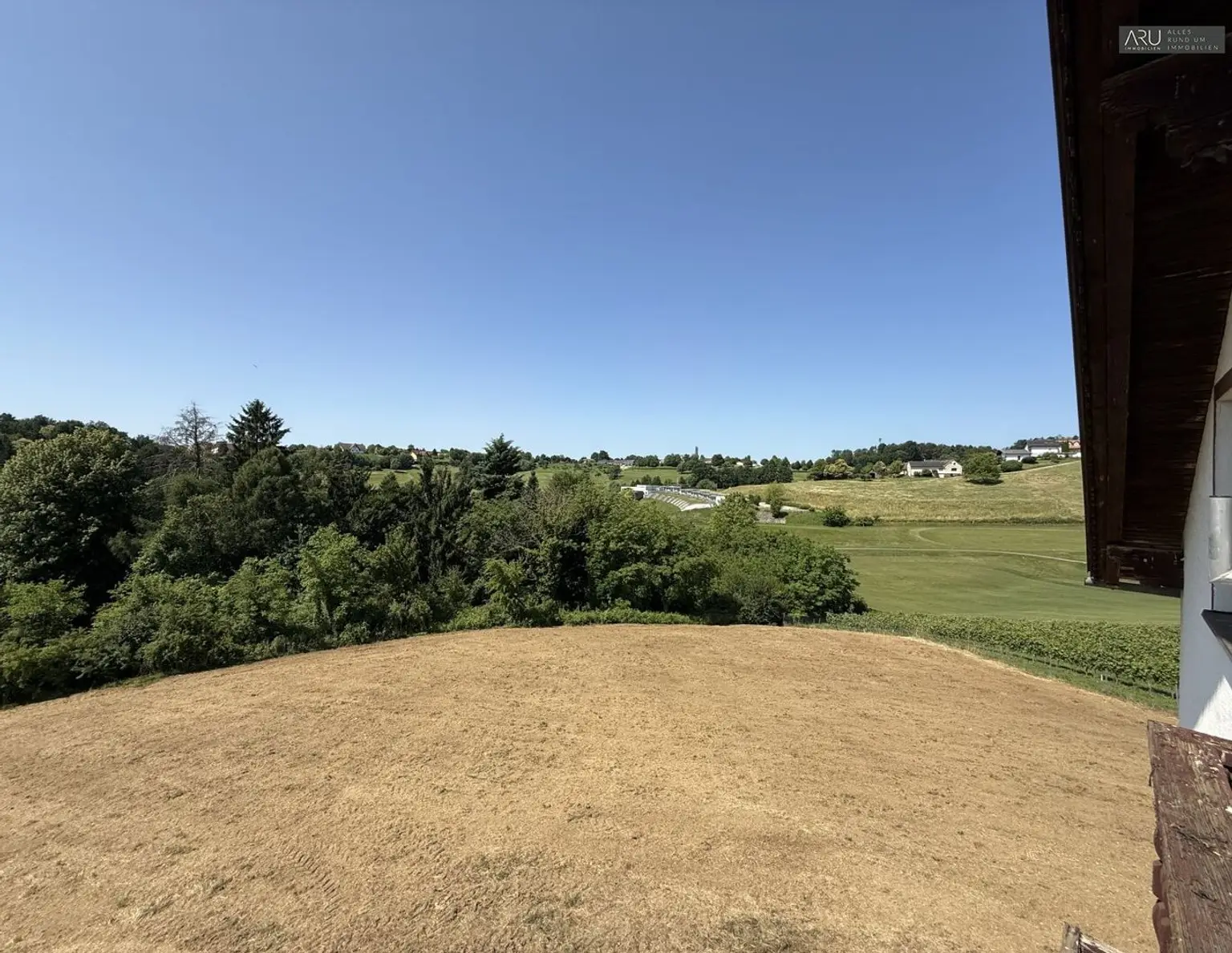 Exklusive Alleinlage zwischen Weinreben und Golfplatz in Stegersbach