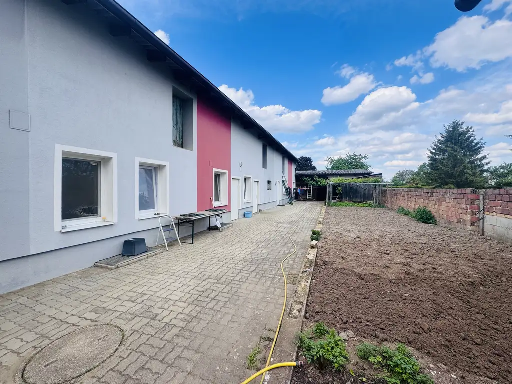 2-Familienhaus mit großem Garten in Ruhelage – ideal für Großfamilien