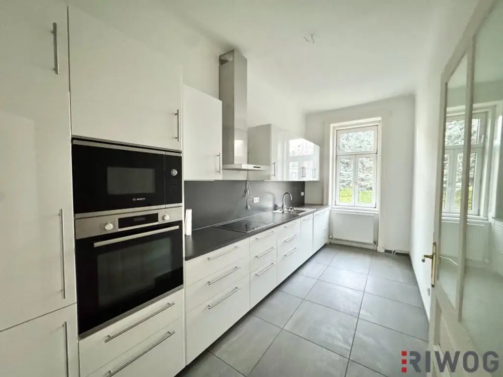 Sanierter Stilaltbau mit Erker | In 3 Min. zu Schönbrunn (Tirolerhof) & Küniglberg | Küche inkl. | Möglichkeit auf Balkon