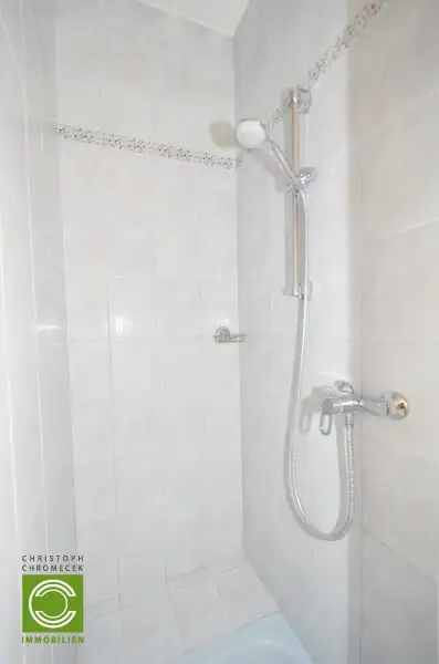 CHRISTOPH CHROMECEK IMMOBILIEN - PERCHTOLDSDORF - Erstklassiger Bungalow auf ruhigem Eckgrundstück!