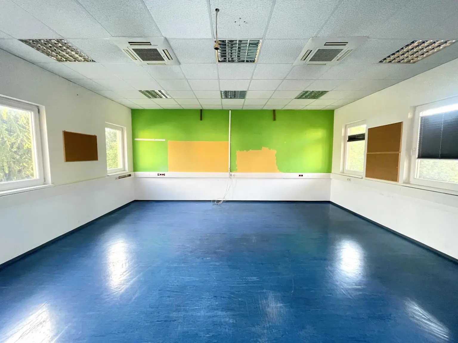 Büro 68 m²