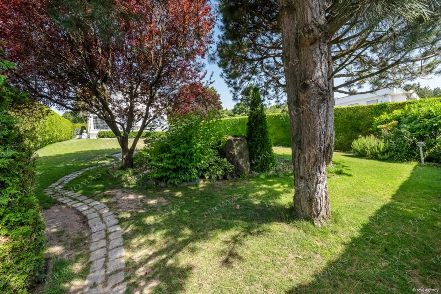 Exklusives Einfamilienhaus mit Weitblick über Wien in Hagenbrunn !