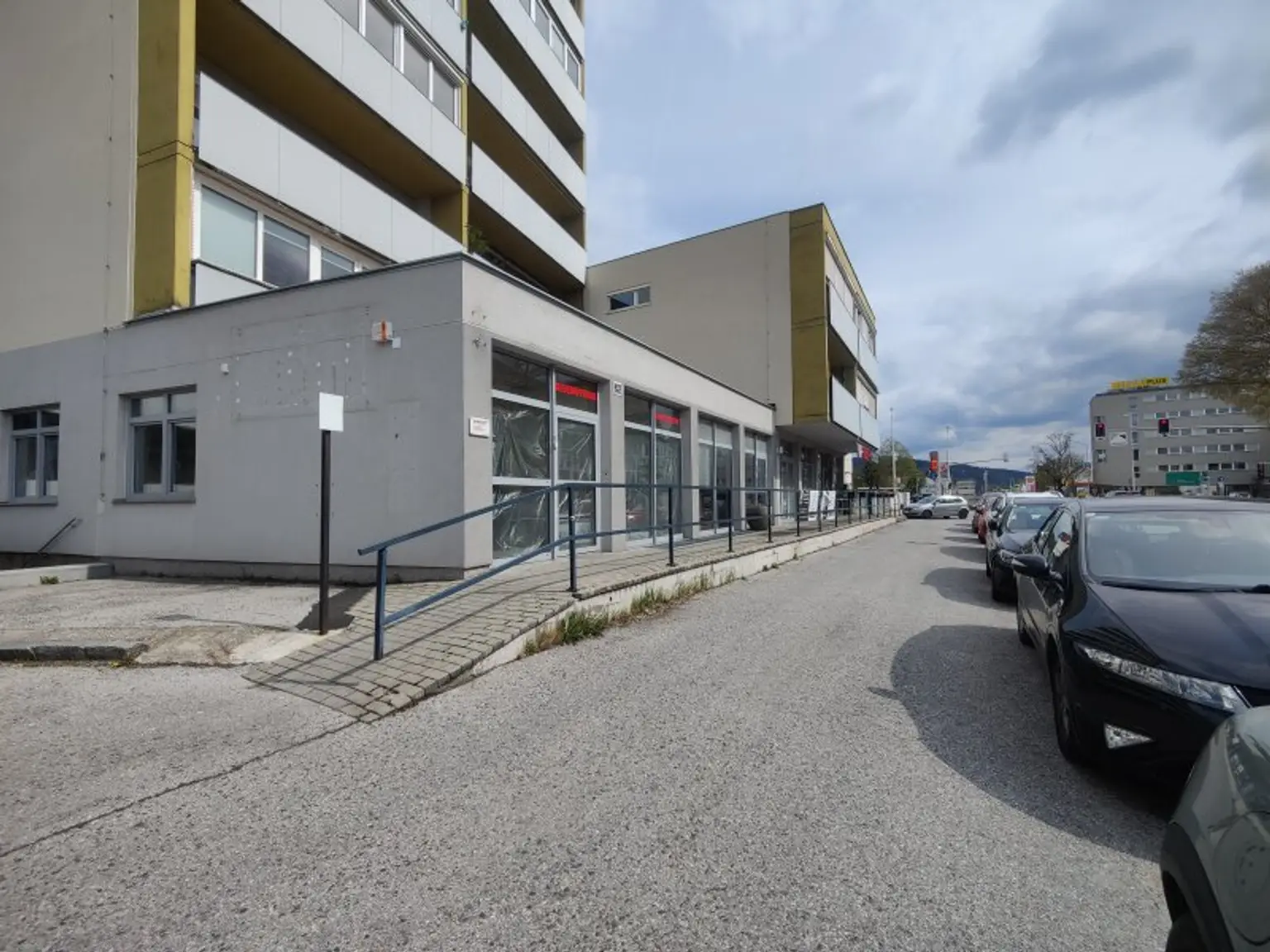 Industrie/Gewerbe in 2100 Korneuburg: 2 Stellplätze