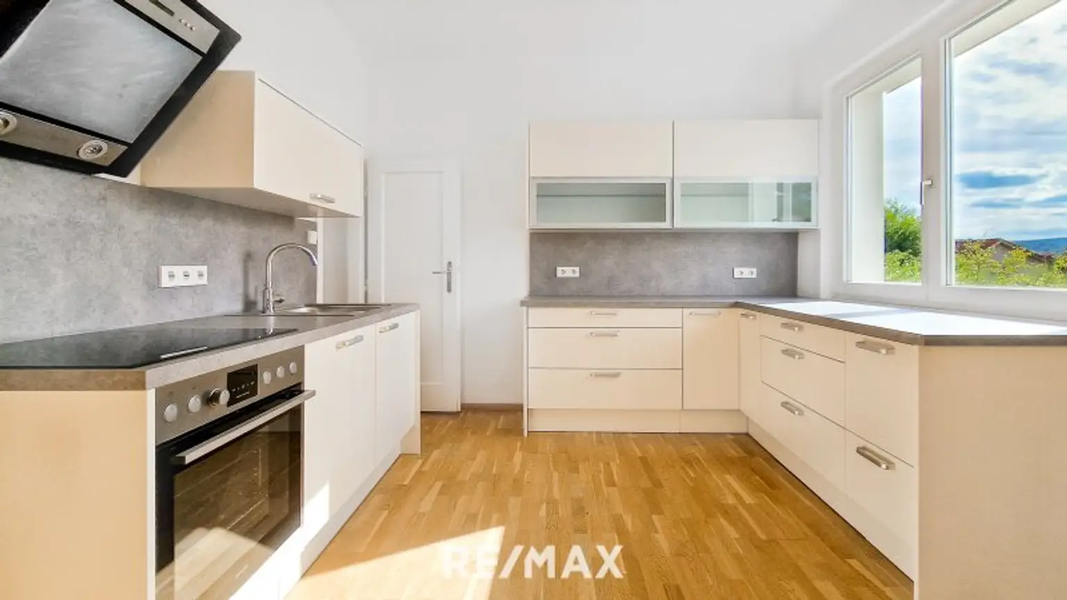 Küche (Hochparterre)