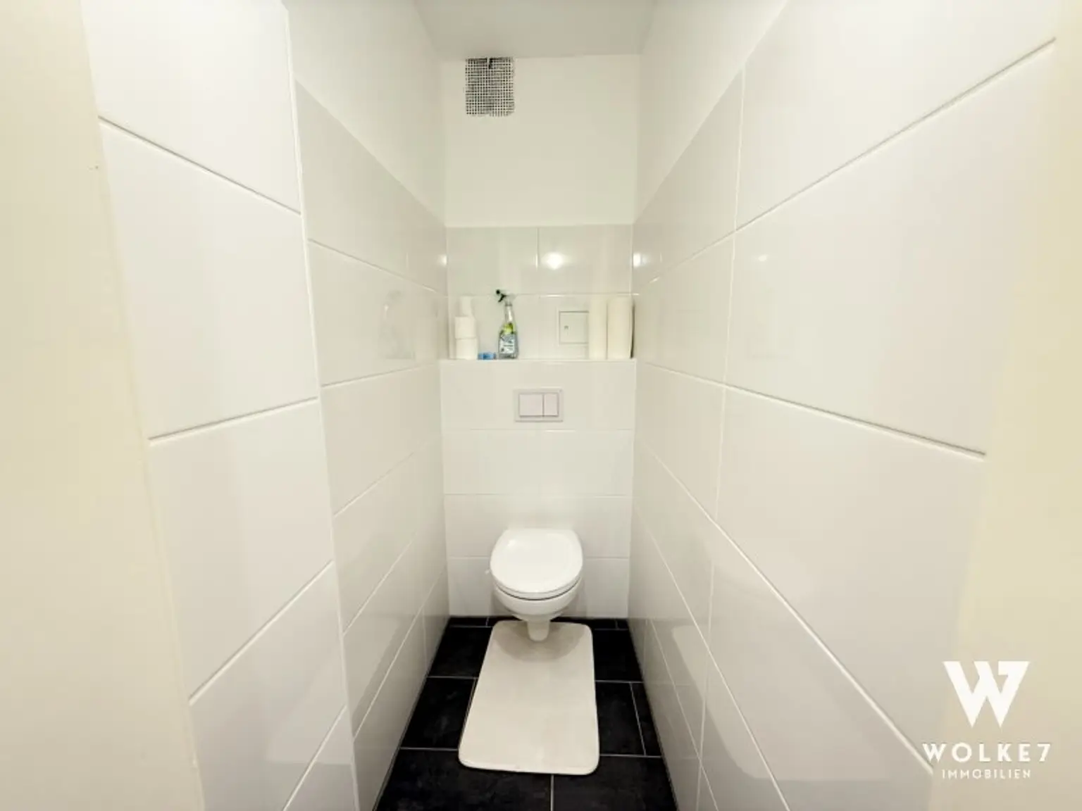 Charmante Wohnung mit Blick auf die Kirche – generalsanierte Anlage in Toplage von Simmering