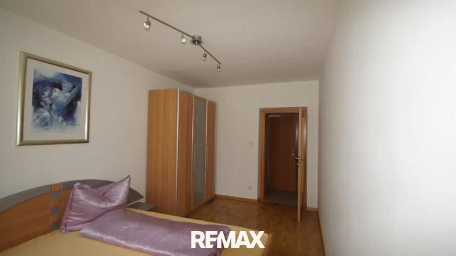 7 Schlafzimmer
