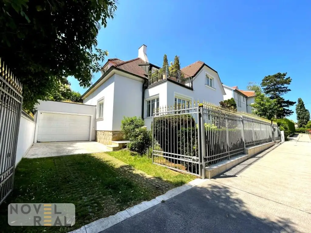 Exklusive Villa mit privatem Pool und idyllischem Garten in Toplage von Wien-Hietzing!