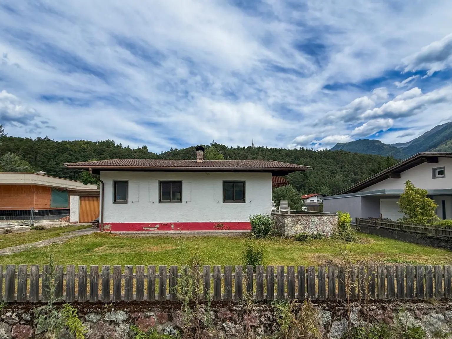 Mötz – Bungalow mit Entwicklungsspielraum in sonniger Ruhelage!