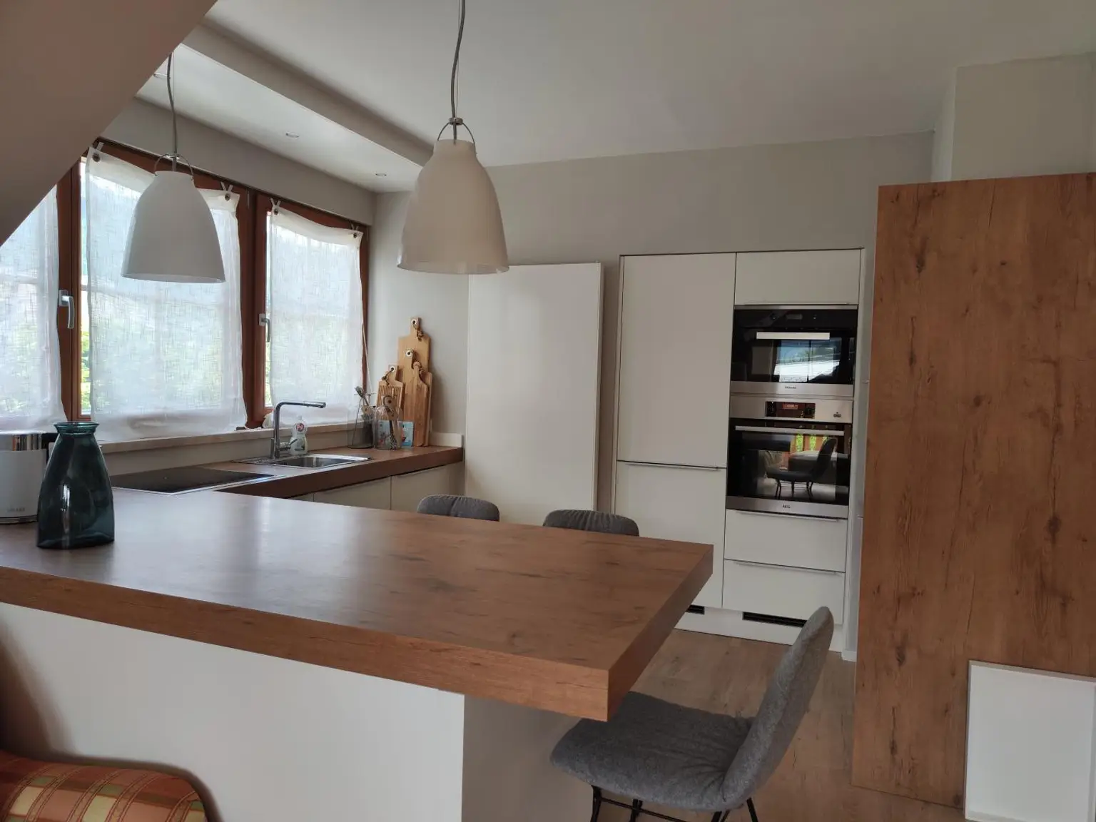 Möblierte Wohnung in Ruhelage mit Blick auf Loser und Dachstein
