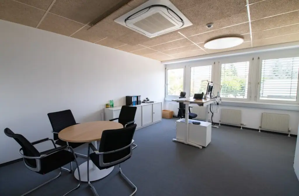 *** Multifunktionale Gewerbeimmobilie *** Flexibel nutzbar und sofort einsatzbereit