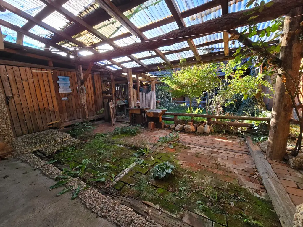 Haus mit Potential - Dreikanthof in bester Aussichtslage
