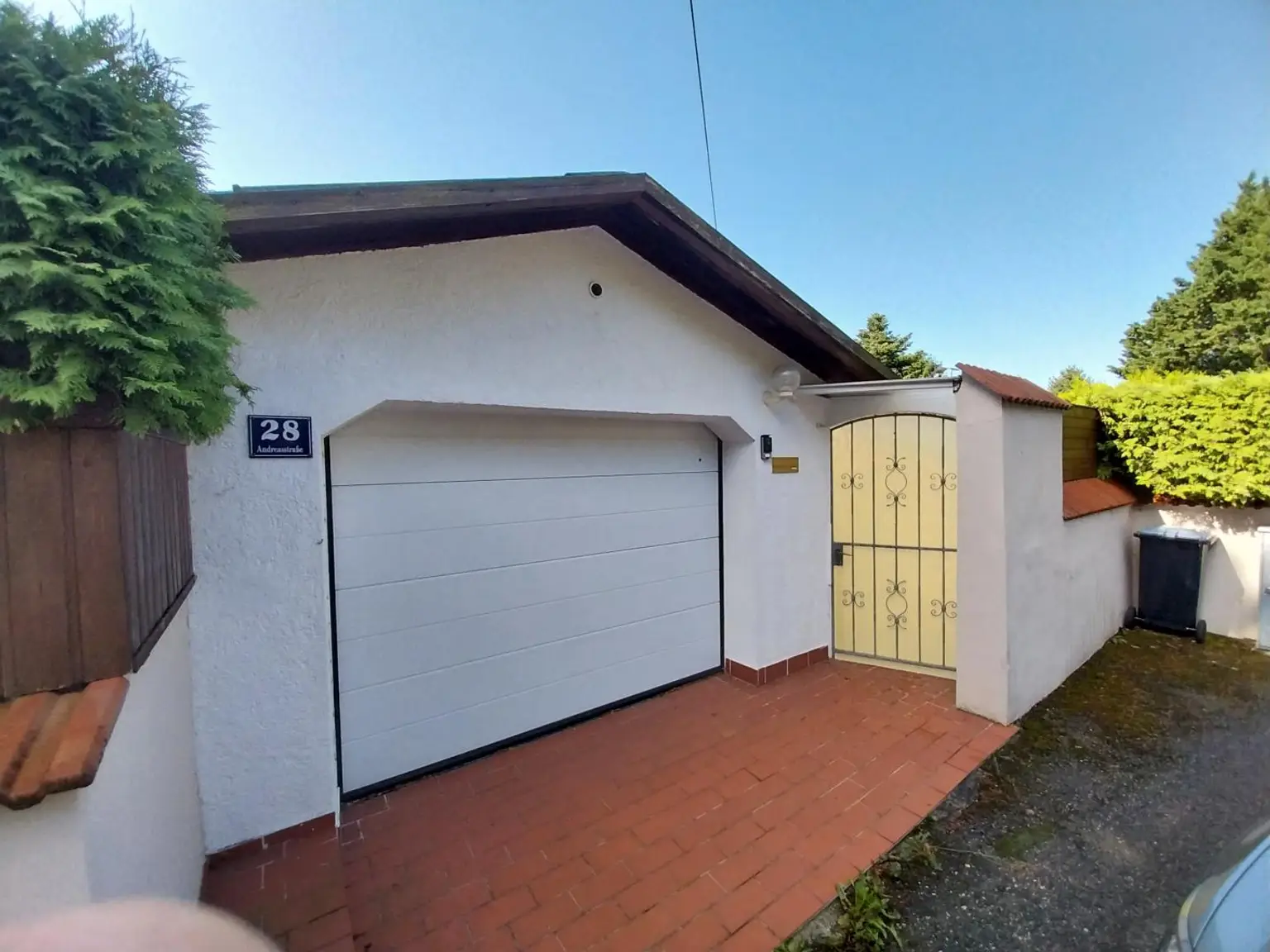 Sehr gepflegtes Einfamilienhaus, idyllische Grünlage in 3032 Eichgraben zu kaufen.