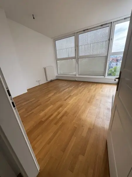 Traumhafte 191 m² Top-Wohnung in Graz mit Terrasse – Ihr neues Zuhause wartet!