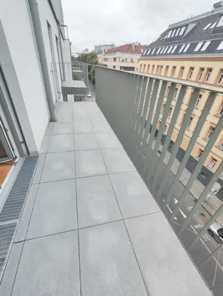 Modern wohnen in Meidling! Neubau 2-Zimmer-Erstbezug mit Balkon im 5. Liftstock - Top61