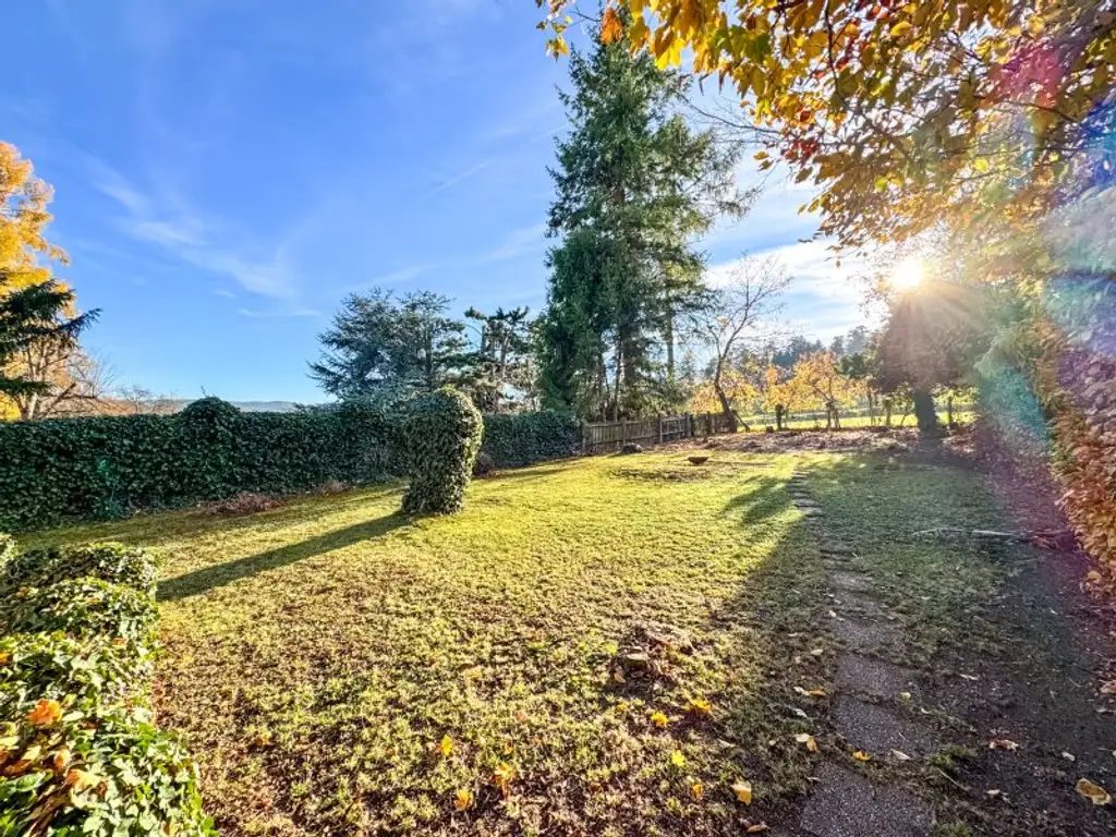 Sanierungsbedürftiges Einfamilienhaus in Pottschach, Nähe Bahnhof: Ihr Sanierungsprojekt mit 556 m2 Garten! 199.000 Euro!