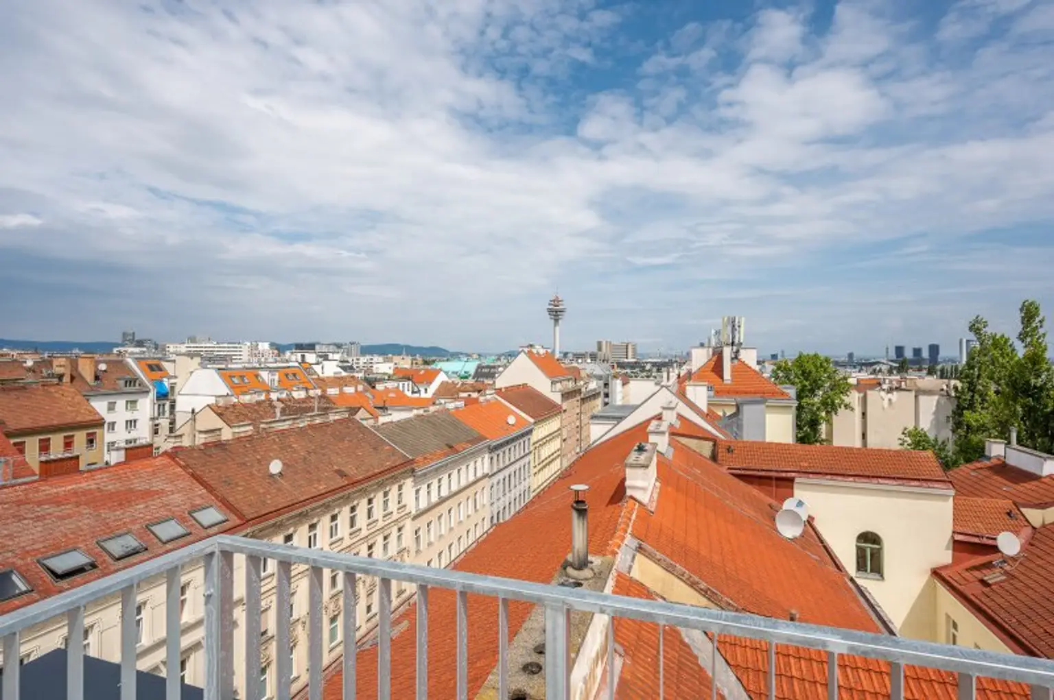 ++FonteFlats++ Außergewöhnlicher 4-Zimmer Dachgeschoss-ERSTBEZUG mit großartiger Dachterrasse