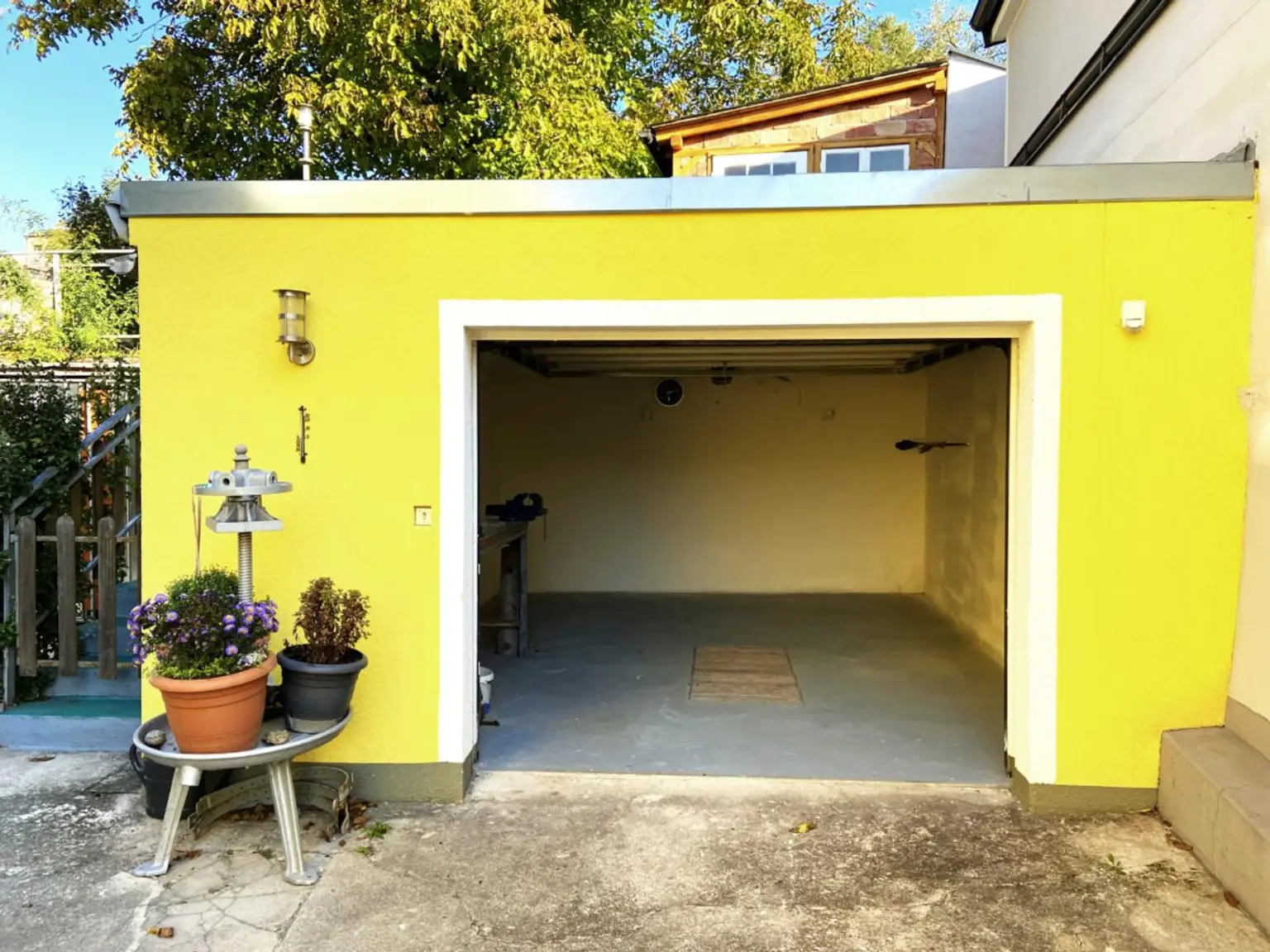 SANIERTE WOHLFÜHLOASE!       Haus in sonniger, ruhiger Lage | Berndorf