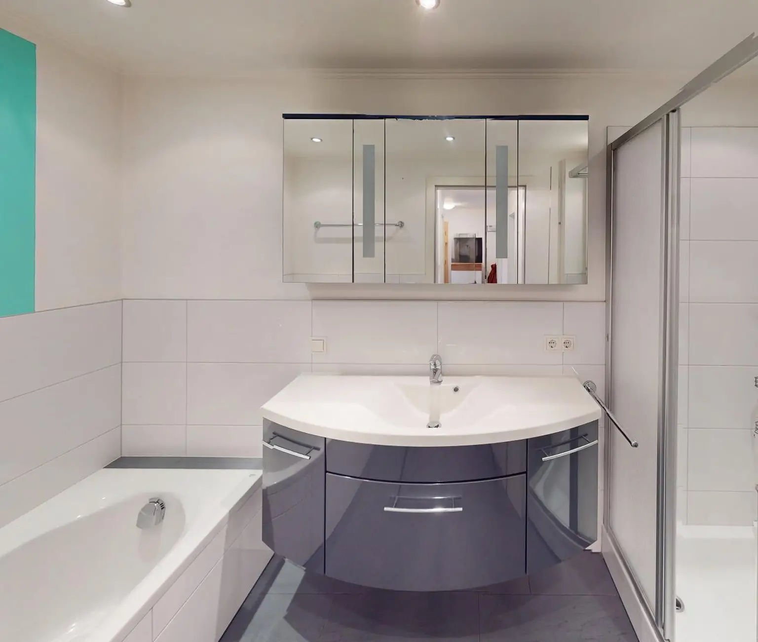 Pfunds - Wohnung - Badezimmer