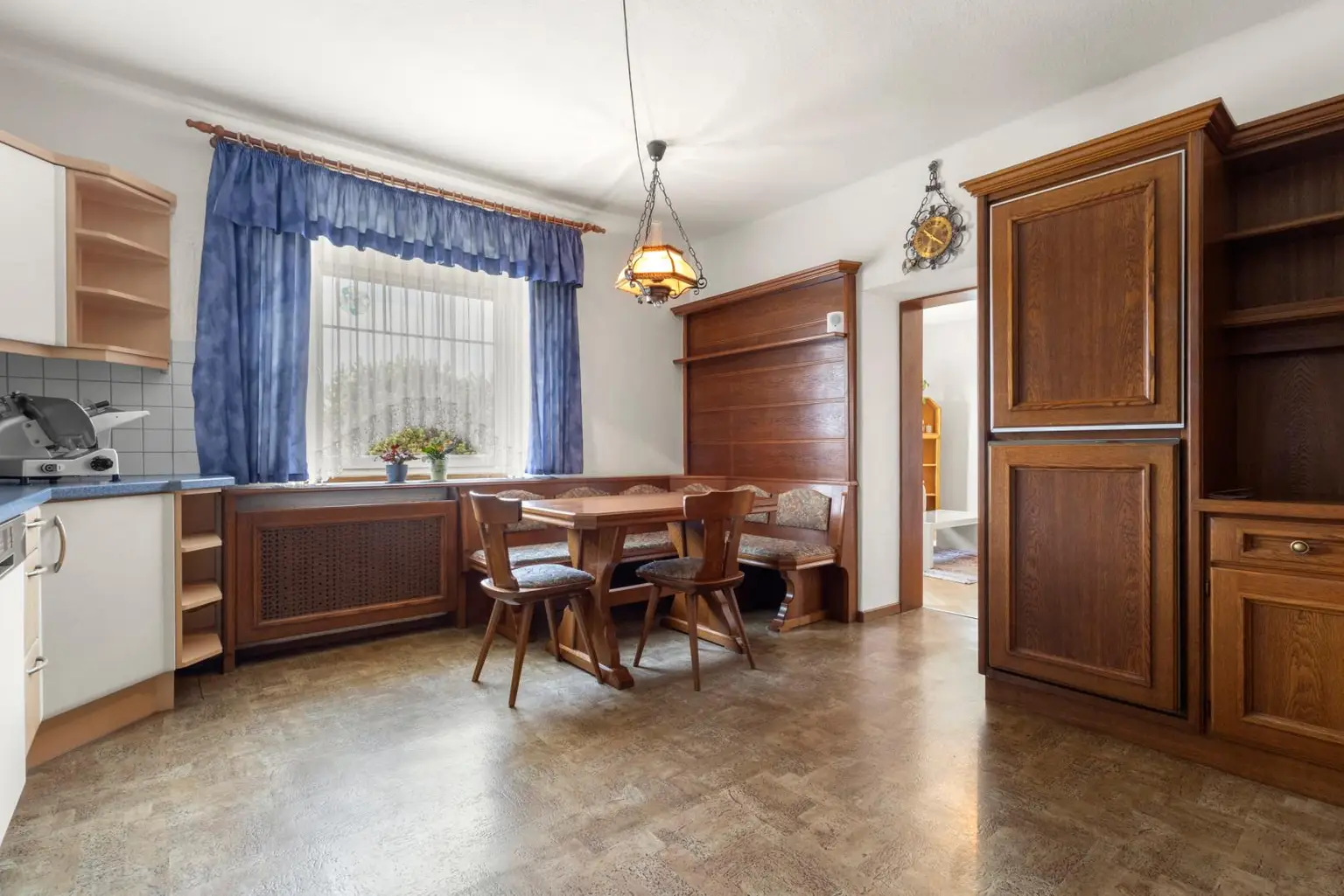 Großzügiges, gemütliches Einfamilienhaus mit Gartenparadies und Weitblick in Wolfsberg