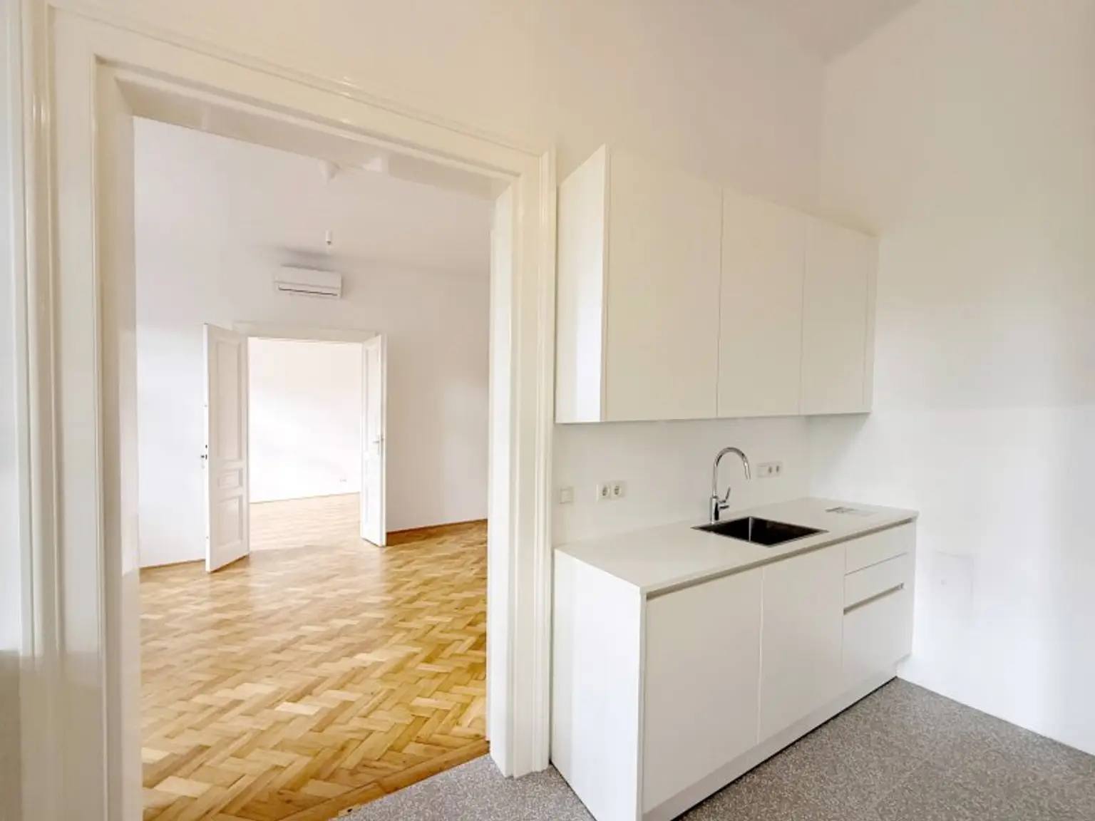 5-Zimmer-Wohnung mit Balkon & Grünblick - Erstbezug nach Sanierung