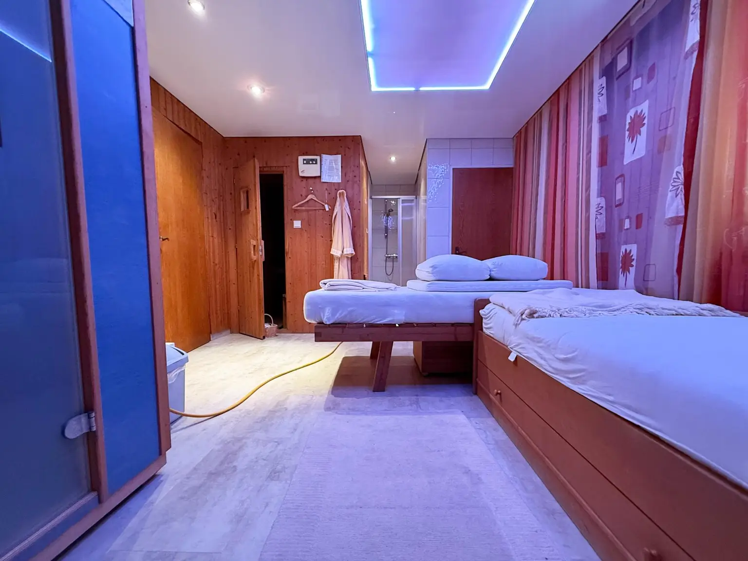 Mondänes Einfamilienhaus inmitten von Pöchlarn - Pool, Garten & Wellness inklusive!