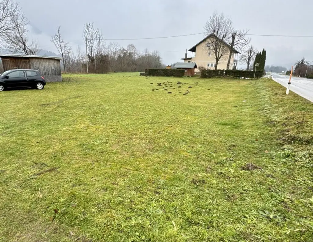 Sonniges Baugrundstück in Sittersdorf
