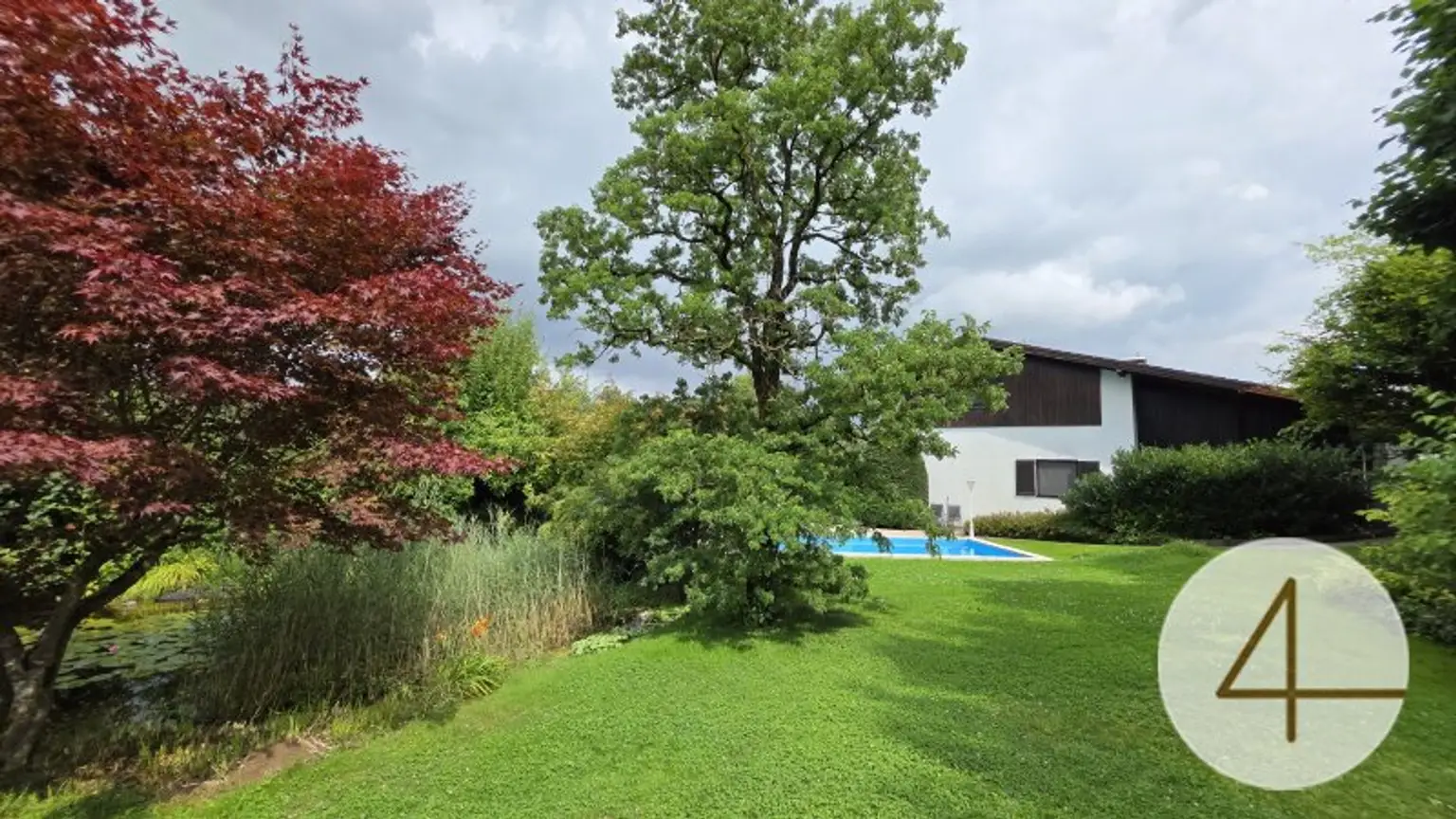 Exklusives Wohnhaus mit Pool, PV-Anlage & Traumgarten!