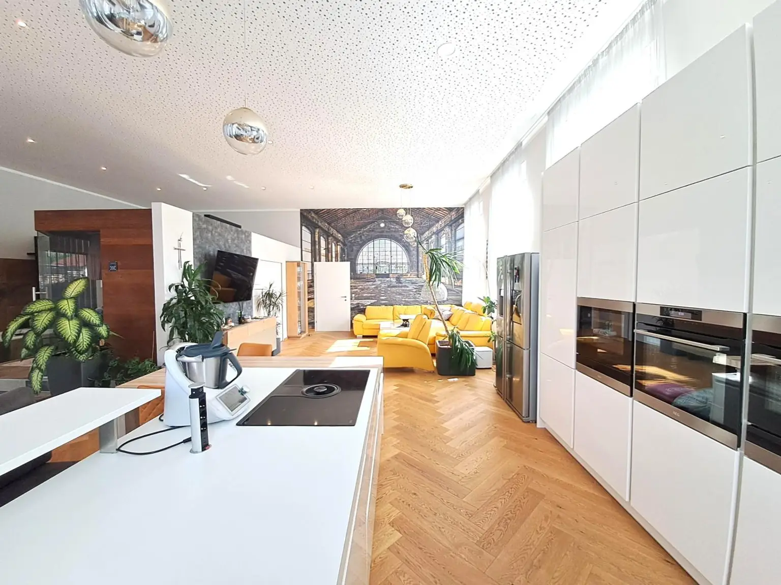 Verwirklichen Sie Ihren Traum! Exklusive Immobilie mit Terrasse, Sauna und Whirlpool