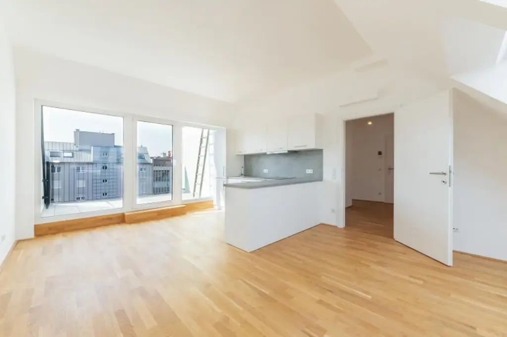Anlegerwohnung | Befristet vermietete 4-Zimmer-Dachgeschosswohnung mit KFZ-Stellplatz im 10. Bezirk!