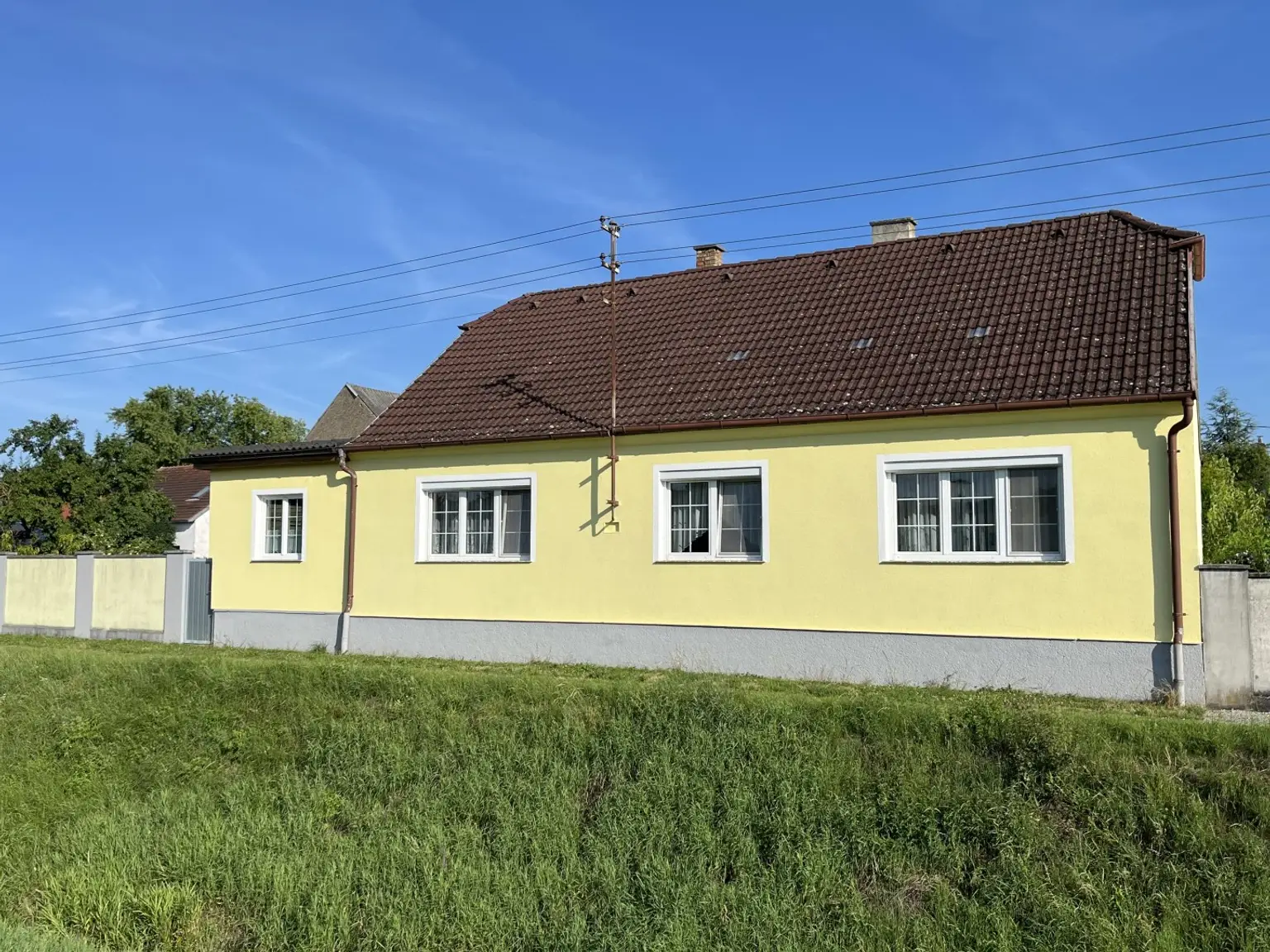 Wunderschöne Immobilie in zentraler Lage von Ladendorf