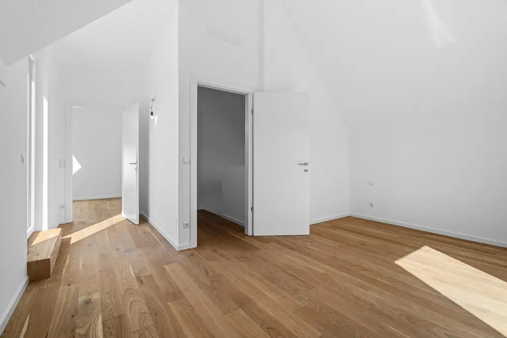"Exklusive Neubau-Doppelhäuser in Stockerau – 6 Zimmer nahe S-Bahn"