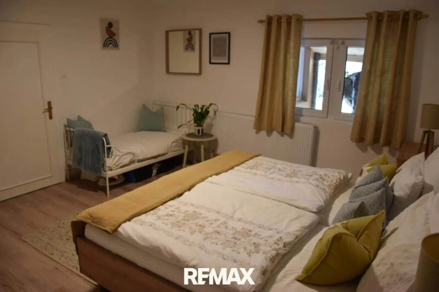 Schlafzimmer OG