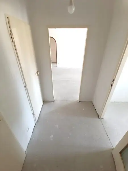 2-Zimmer Wohnung mit Loggia! Edelrohbau!