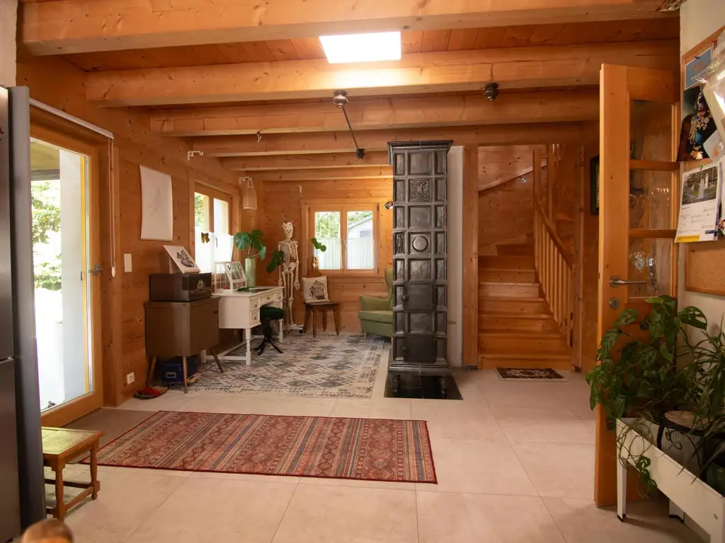 Schönes Holzhaus in absolut ruhiger Waldrandlage