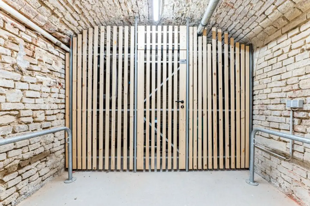 Erstbezug! Großartige 3-Zimmer-Maisonette mit Dachterrasse nahe Rochusmarkt zu vermieten!