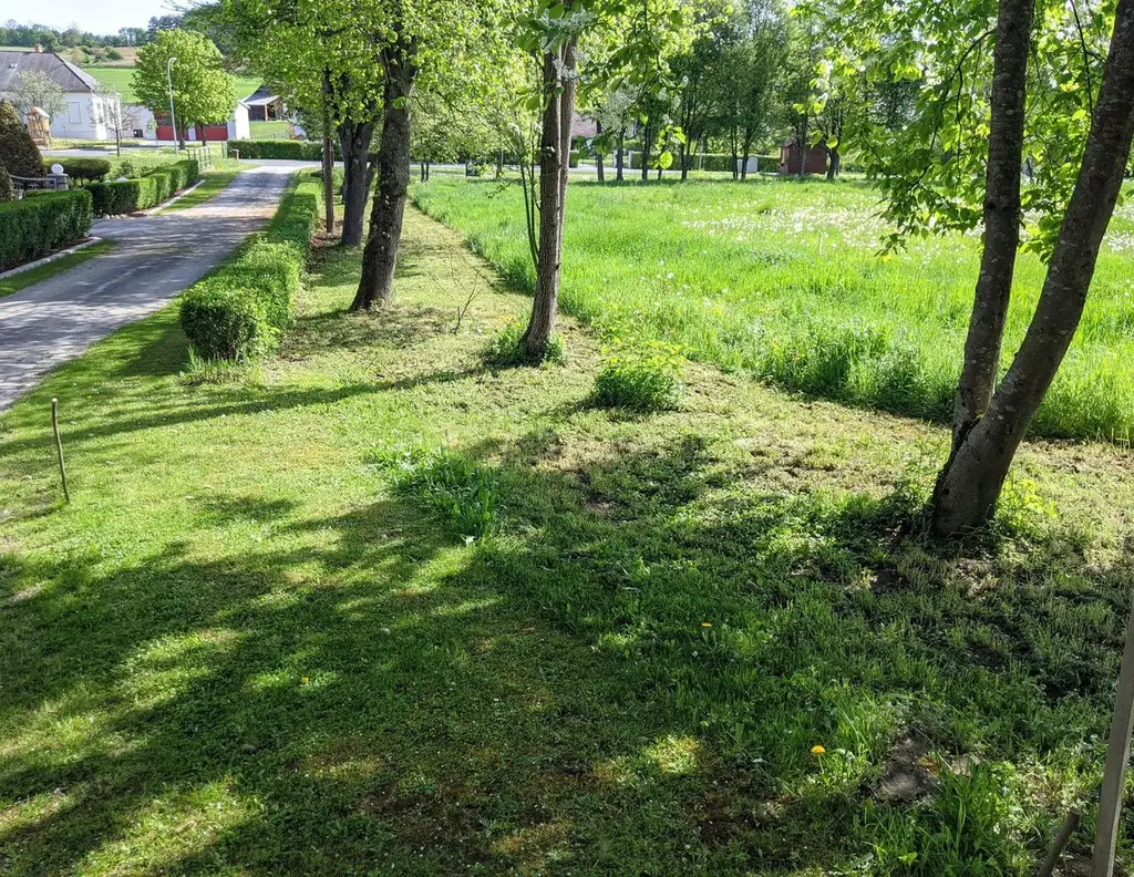 Privat: Sonniges Baugrundstück in Südburgenland